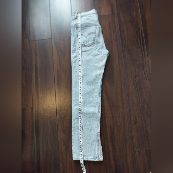 Levi's 70's High Rise Straight Jeans | Size 25 - Picture 15 of 16